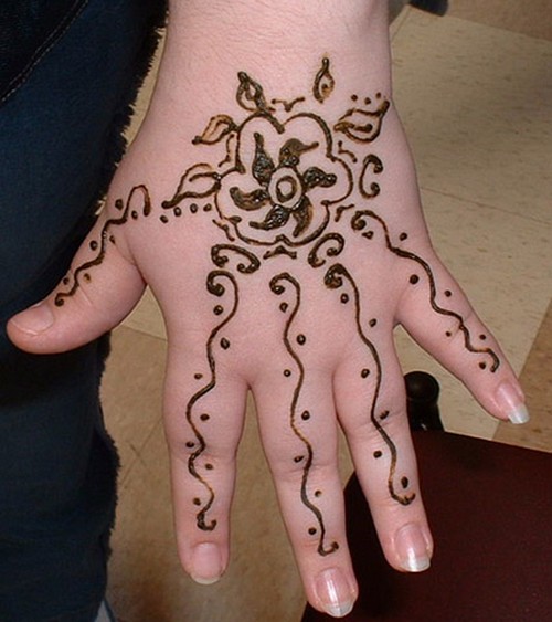 arabic Mehndi-Designs-For-Kids