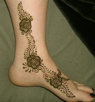 foot-mehndi-designs-for-girls
