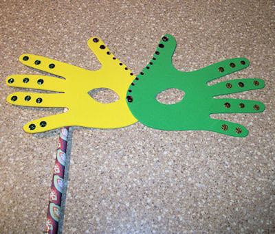 halloween crafts for toddlers