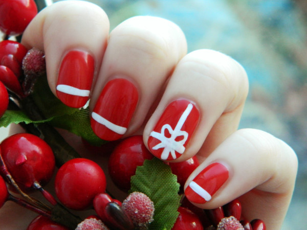 simple christmas nail art designs