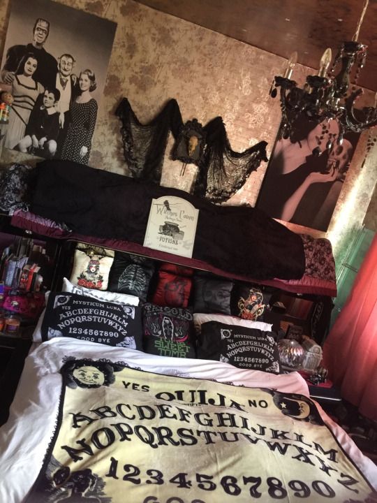 22 Halloween Bedroom Ideas Cathy